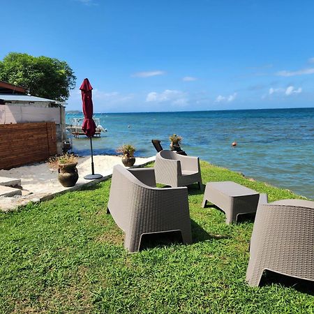 Duplex En Bord De Mer Fare Tahitea Pension Taputapuapea Kültér fotó