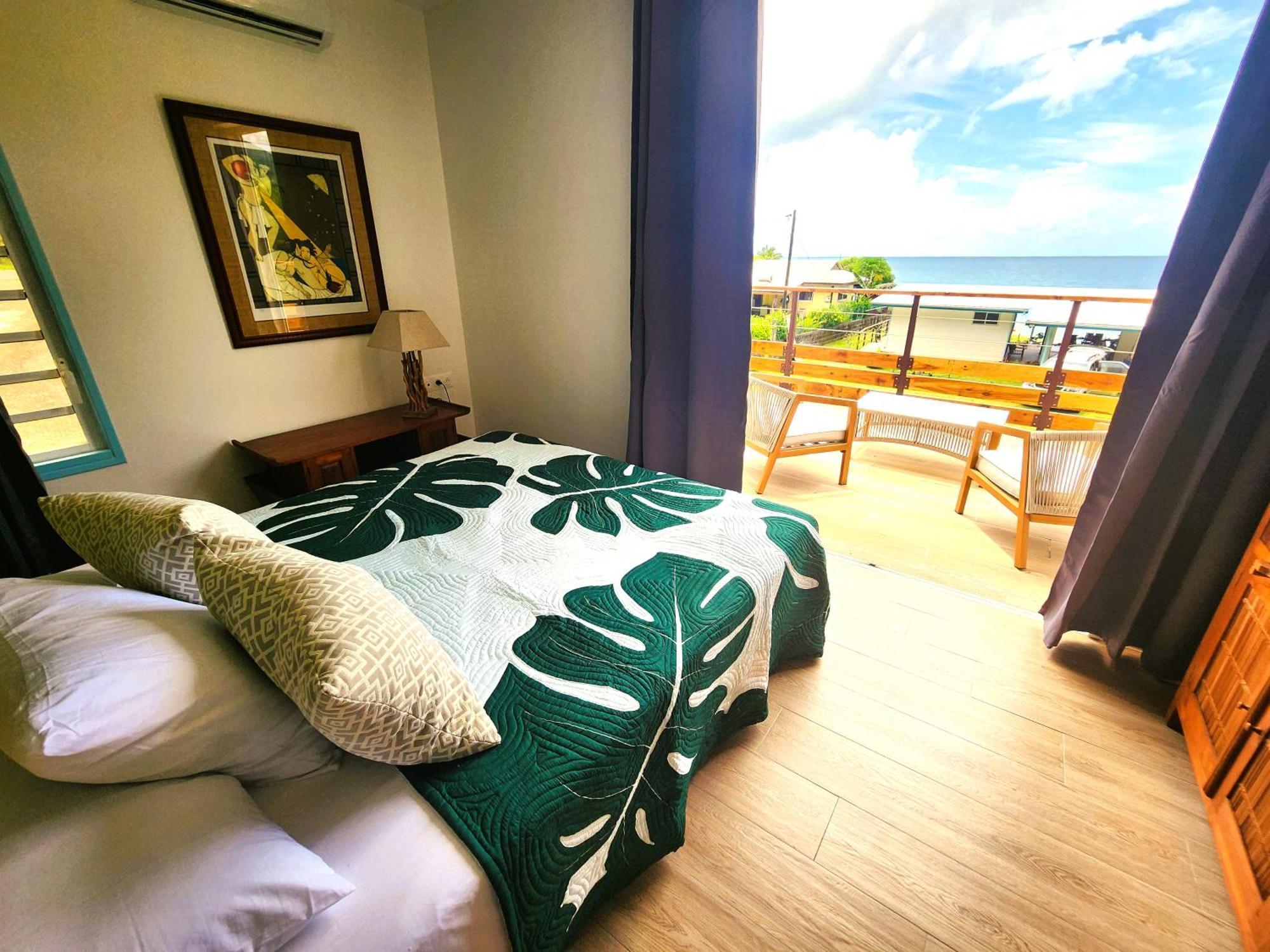 Duplex En Bord De Mer Fare Tahitea Pension Taputapuapea Kültér fotó