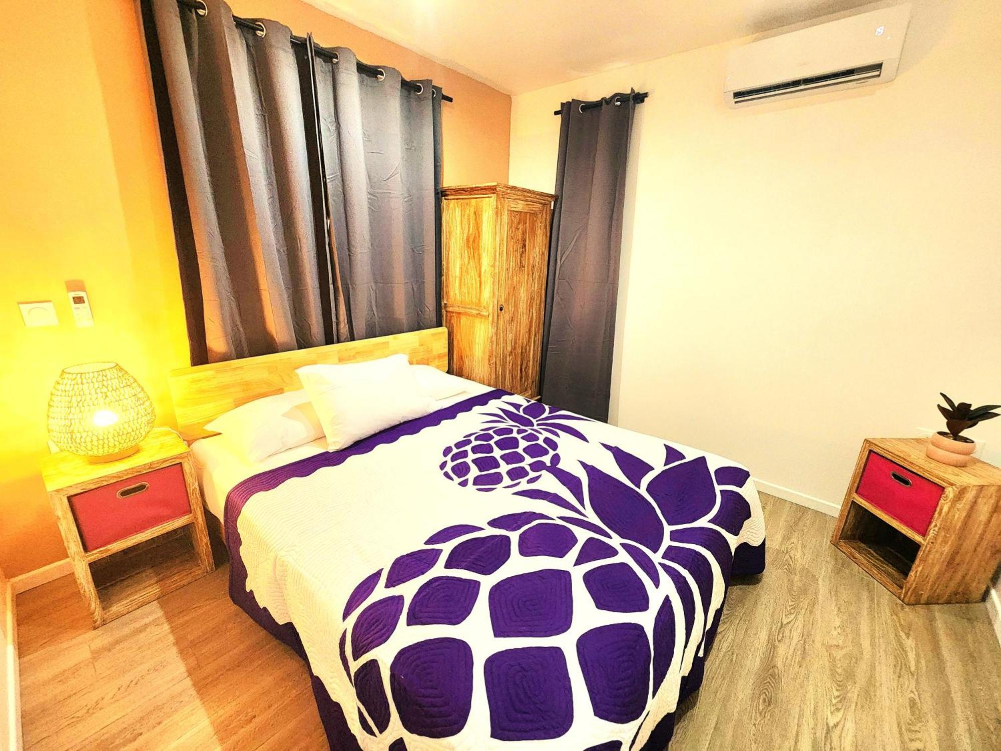 Duplex En Bord De Mer Fare Tahitea Pension Taputapuapea Kültér fotó
