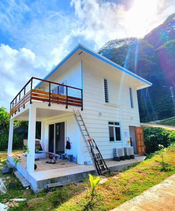 Duplex En Bord De Mer Fare Tahitea Pension Taputapuapea Kültér fotó